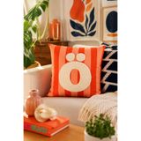 Pilloveland Punch Nakışlı Kırlent Kılıfı - 43*43 Cm -Turuncu Ö Harfi - PNK001