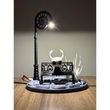 Pilovestik Hollow Knight Figür Diorama 200 mm El Yapımı Masa Dekoru İkonik Bank ve Sokak Lambası