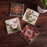 Pinecone Stone Desen, Kelebekli Çiçek Taş Bardak Altlığı – 4’lü Set, 10x10 cm Dekoratif Masaüstü Koruyucu Doğaltaş Altlık |SC497|