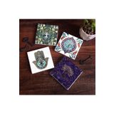 Pinecone Stone Hayat Ağacı, Çini Sanatı, Fatma Ana Eli (Hamsa) Taş Bardak Altlığı Seti - 4 Parça - Dekoratif, Rustik Mutfak Aksesuarı, 10x10 cm, Kaydırmaz Tabanlı, Şık ve Dayanıklı SC484