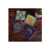 Pinecone Stone Hayat Ağacı, Nazar, Lotus Çiçeği Taş Bardak Altlığı Seti - 4 Parça - Dekoratif, Rustik Mutfak Aksesuarı, 10x10 cm, Kaydırmaz Tabanlı, Şık ve Dayanıklı SC495