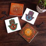 Pinecone Stone Sri Yantra, Fatma Ana Eli (Hamsa) Taş Bardak Altlığı – 4’lü Set, 10x10 cm Dekoratif Masaüstü Koruyucu Doğaltaş Altlık |SC232|
