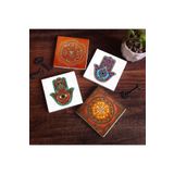 Pinecone Stone Sri Yantra, Fatma Ana Eli (Hamsa) Taş Bardak Altlığı Seti - 4 Parça - Dekoratif, Rustik Mutfak Aksesuarı, 10x10 cm, Kaydırmaz Tabanlı, Şık ve Dayanıklı SC232