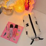 Pinkue Pınkue Fiyonk Detaylı Peluş Bakım Çantası/ Makyaj Çantası/ Kalemlik - Siyah - Beyaz