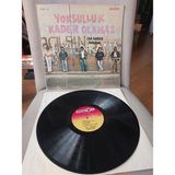 Plakperest Cem Karaca ve Dervişan – Yoksulluk Kader Olamaz - 1977 Türkiye Basım Lp Albüm Plak