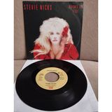 Plakperest Stevie Nicks – Rooms On Fire - 1989 Almanya Basım 45 Lik Plak