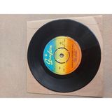 Plakperest Zeki Müren – Kimi Dertten Içermiş, Kimi Neşeden / Karakaş Gözlerin Elmas - 1964 Basım 45 Lik Plak
