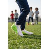 Playup Beyaz-Neon Yeşil Çoraplı Yumuşak Darbe Emici Yüzeyli Erkek Çocuk Krampon FK-252-153