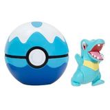 Pokemon Clip ‘N’ Go Poke Topu ve Figür Seti POK/95057-E - Chimchar Ve Repeat Ball