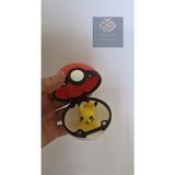 Pokemon Mıknastıslı Poke Topu (Pikachu Hediyeli) - Kırmızı -Siyah