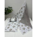 Ponponlu ve Poplin Kumaş Alt Açma, Yastık ve Battaniye 3'lü Set