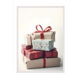 Postifull Pile Of Presents Yılbaşı Tablo, Beyaz Çerçeve Ve Poster, Duvar Tablosu Comfort Serisi No:108476;13 X 18 Beyaz Çerçeveli