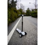 Pozart Pro Işıklı ve Katlanabilir LED Işıklı 3 Tekerlekli Çocuk Scooter 50KĞ Kapasite 3+Yaş - Gri
