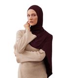 Pratik Premium Jersey Şal | Kolay Kullanımlı ve Şık Şal – Günlük Rahatlık (Bordo)