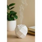Premium Bakhoor ve Tütsü Brülörü - Pirinç İç Plakalı Dekoratif Reçine Brülör - Ev ve Ofis için 9 x 9 cm Aromatik Tutucu - Altıgen Tasarım (Beyaz)