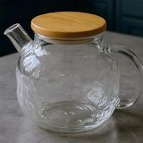 Promosyonca Borosilikat Cam Demlik, Bambu Kapaklı, Süzgeçli, 1000 ml, Isıya Dayanıklı, Çay Kahve Bitki Çayı için, Cam Çaydanlık (Desenli)