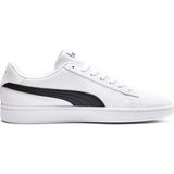 Puma Smash V2 Buck Kadın Spor Ayakkabı 365160 07 Nefes Alabilir Yapı ile Koşu ve Yürüyüş İçin İdeal - Beyaz