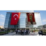 Punto Dizayn Elinde Bastonu Ile Üniformalı Mustafa Kemal Atatürk Bayrak ve Türk Bayrağı Premium Raşel Kumaş 2'li Set 10X15 Metre ATA62