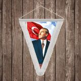 Punto Dizayn Istikbal Göklerdedir Mustafa Kemal Atatürk-Ay Yıldız Poster Beyaz Saçaklı Üçgen Flama Bayrak Hatıra Flama ATA33