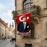 Punto Dizayn Istikbal Göklerdediratatürk ve Türk Bayrağı Poster Bayrak Premium Raşel Kumaş ATA36