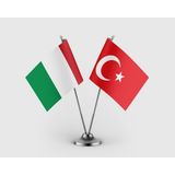 Punto Dizayn Italya Bayrağı ve Türk Bayrağı Ikili Saten Masa Bayrağı Takımı