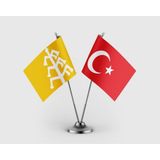 Punto Dizayn Karahanlılar Devleti ve Türk Bayrağı Ikili Saten Masa Bayrağı Takımı