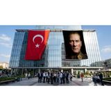 Punto Dizayn Mavi Gözlü Atatürk Yakın Çekim Portre Bayrak ve Türk Bayrağı Premium Raşel Kumaş 2'li Set 10X15 Metre ATA67