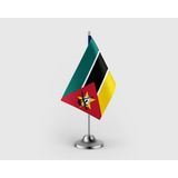 Punto Dizayn Mozambik Devleti Tekli Saten Masa Bayrağı Seti