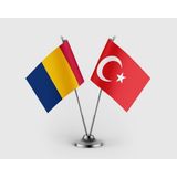 Punto Dizayn Romanya ve Türkiye Bayrağı Ikili Saten Masa Bayrağı Takımı