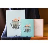 Purple & More Marka Hello Winter Spiralli 80 yaprak A5 Tasarım Defter ve 3'lü Cepli Karton Dosya Seti - Mavi - Mavi