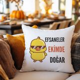 Qoeuyl Boutique Efsaneler Ekimde Doğar Baskılı Doğum Günü Hediyelik Elyaf Saten Dekoratif Yastık - 28 x 28 cm - Beyaz - Koyu Mavi