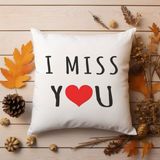 Qoeuyl Boutique I Miss You Eş Sevgili Baskılı Elyaf Dolgulu Hediyelik Yastık - 39 x 39 cm - Beyaz