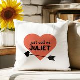 Qoeuyl Boutique Just Call Me Juliet Baskılı Eş Sevgili Romantik Hediyelik Elyaf Saten Dekoratif Yastık - 28 x 28 cm - Renkli