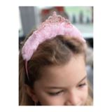 QUEEN AKSESUAR Trend Parlak Taşlı Motifli Peluş Tüylü Prenses Kraliçe Taçlı Taç Çocuk Tacı Pembe