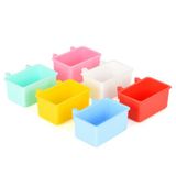 Quik Renkli Plastik Kuş Yemliği 5,5x3,5x2,5cm (Karışık Renkli)