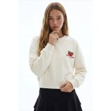Quzu Çilek Baskılı Crop Sweatshirt Ekru