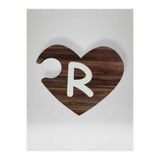 R Harfi (Sağ Parça) – Ahşap Puzzle Kalp Harf Magnet – Buzdolabı Süsü – İkili Uyumlu (kod:1032)