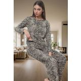Rahat ve Şık Pamuklu Pijama Takımı Leopar Desenli Geniş Paça Regular Fit Seçkin Malzeme