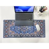 Rakkun Shop Mouse Pad, 30X70 Cm, Halı Desen Baskılı, Kaymaz Taban, Dikişsiz Kenar, Ergonomik, Ofis ve Oyuncular Için (Kırmızı Halı) - mavi halı desenli