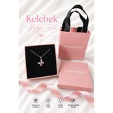 RAWEZON Pembe Kutulu ve Çantalı Pempe Taşlı Çelik Kelebek Kolye -Sevgiliye Hediye Doğum Günü Arkadaşa