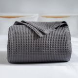 RAYME TEKSTİL - 100% Pamuk Pike Yatak Örtüsü Waffle Dokuma - Tek Kişilik ve Çift Kişilik 4 Mevsim Dekoratif Hafif Yumuşak Pikeler (Koyu Gri, Tek Kişilik Pike 160x240 cm)