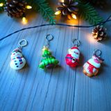 Raytoys Oyuncak YILBAŞI SUKUŞİ ANAHTARLIK NOEL BABA KARDAN ADAM ÇAM AĞACI GEYİK 4 ADET YILBAŞI ANAHTARLIK