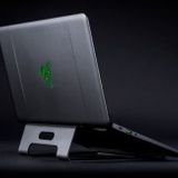 Razer RC21-01110100-W3M1 Laptop Standı