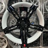 RC 18 inç 5x112 Taycan Golf Jetta Passat Leon Siyah, Beyaz Jant Modeli (4 Adet)