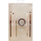 REAL TECHNIQUES Yeni Nudes Daily Swipe Göz Seti, Göz Farı, Liner, Brows, Makyaj Bant, Doğal veya Dumanlı Makyaj Görünümü için, sentetik parıltılar, zulüm içermeyen ve vegan, 7 parça set