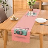 Realhomes 3709 Beyaz Zeminde Pembe Çiçekler Dijital Baskılı Modern Runner Runner-