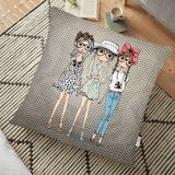 RealHomes Fashion Girls Dijital Baskılı Modern 70x70 cm Yer Minderi