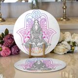 RealHomes Fatma Ana Eli İçerisinde Yoga Yapan Kadın Desenli Modern 2'li Yuvarlak Servis Altlığı Supla
