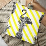 RealHomes Flamingo Temalı Dijital Baskılı 70x70 cm Yer Minderi