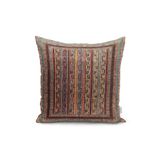 RealHomes Patchwork Zeminde Hereke Motifli Kilim Desenli Dijital Baskılı Yastık Kırlent Kılıfı